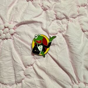 Disney "The Muppets" Kermit the frog pin